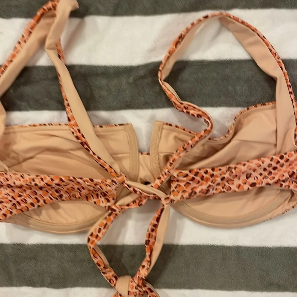 l*space Camellia Underwire Bikini Swim Top‎ in Wild Bunch XL $114